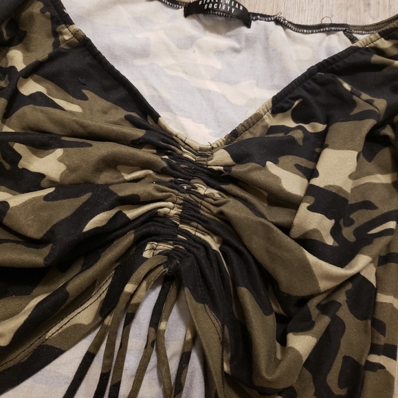 Army crop top - Picture 2 of 2